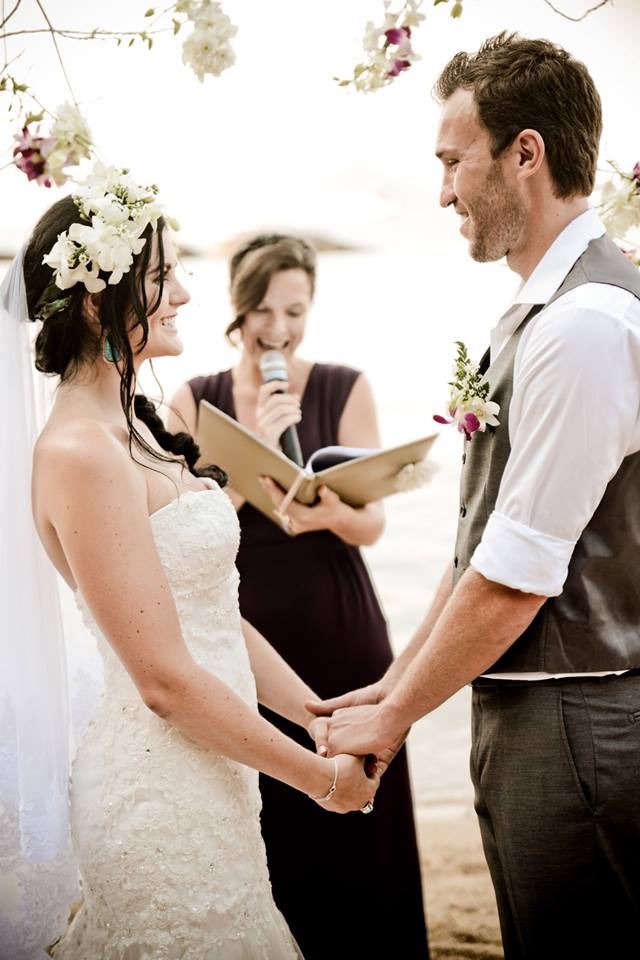 Couple getting married on a beach by Cairns marriage celebrant Ali Ever After